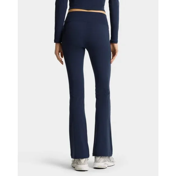 Sporty & Rich Syracuse Flared Legging in Navy/White